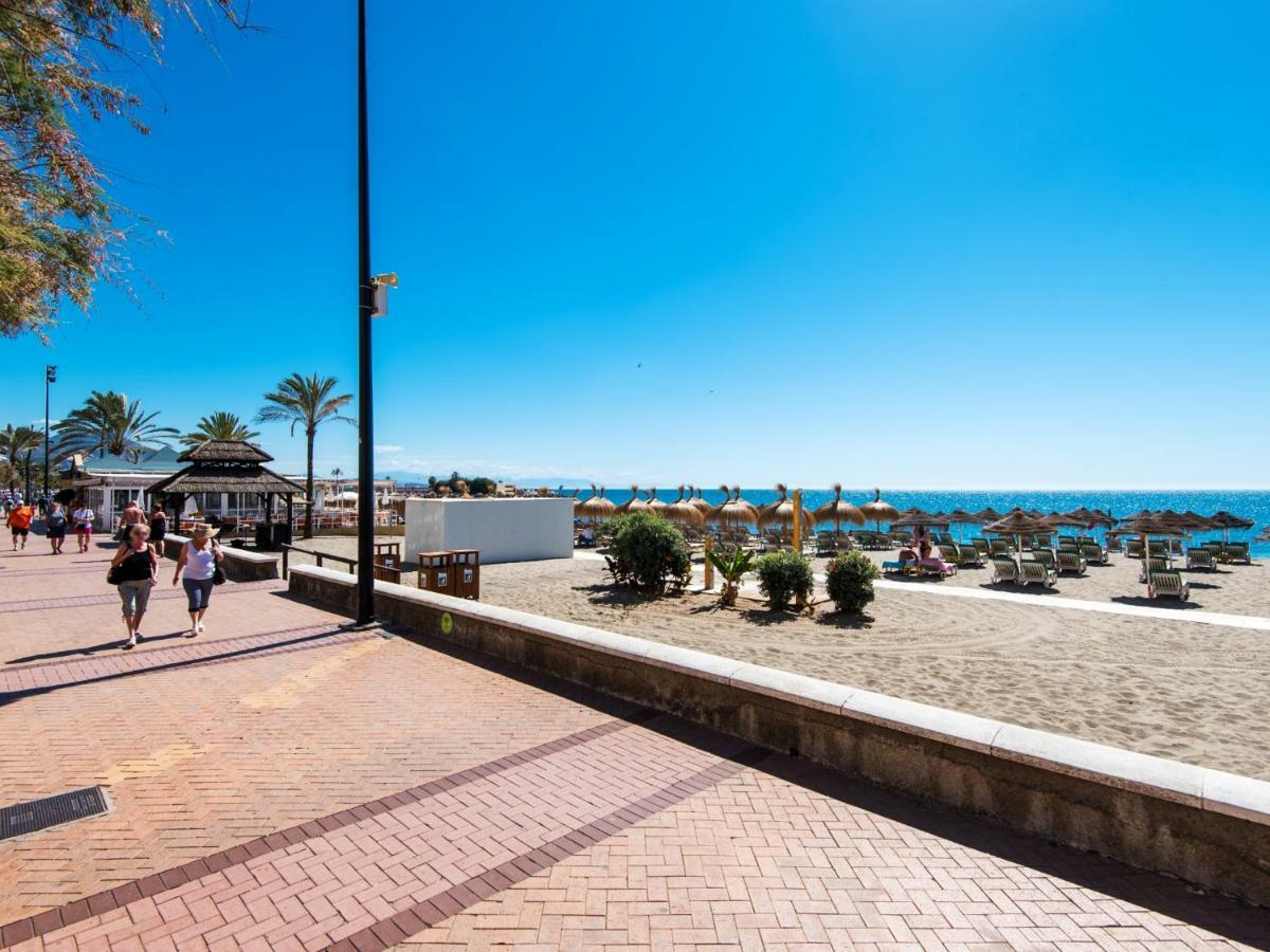 Rentandhomes Fuengirola Beach Apartment ภายนอก รูปภาพ