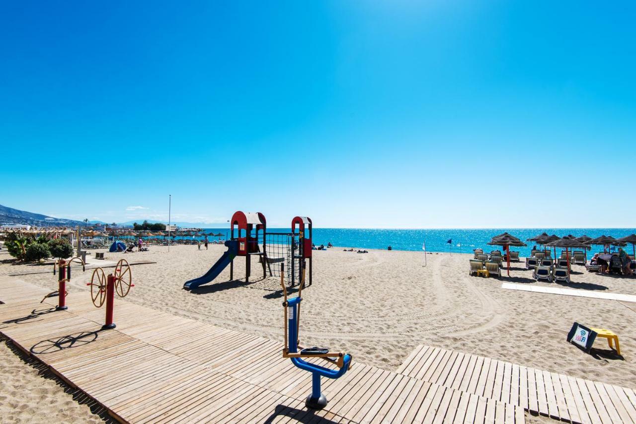 Rentandhomes Fuengirola Beach Apartment ภายนอก รูปภาพ